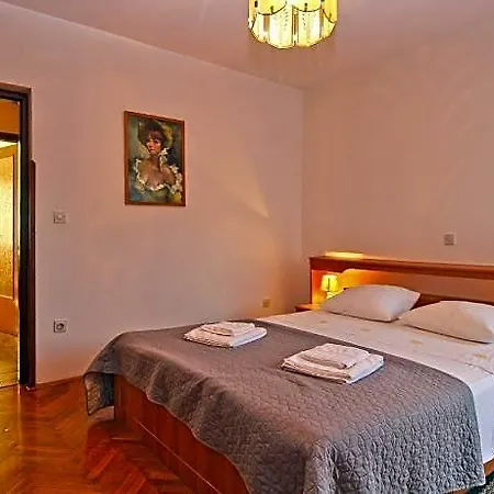 1057 Pula