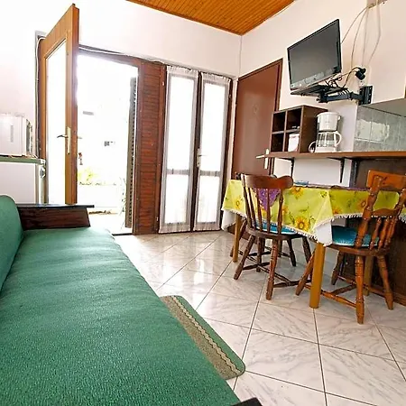 1057 Hotel Pula